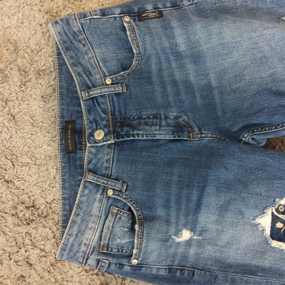 Silver Jeans Avery High Rise Slim Leg Jeans - Picture 7 of 10